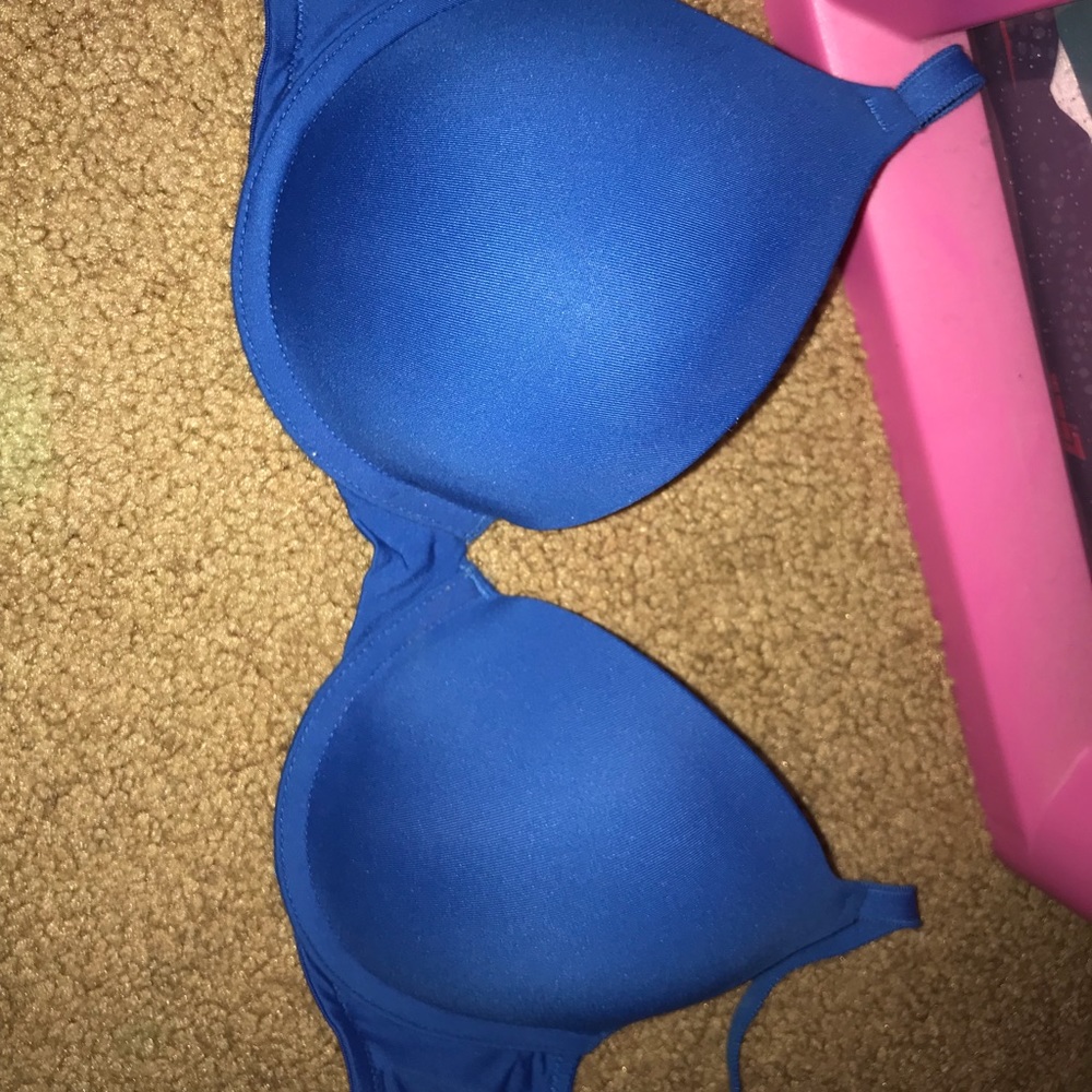 brand new PINK push-up